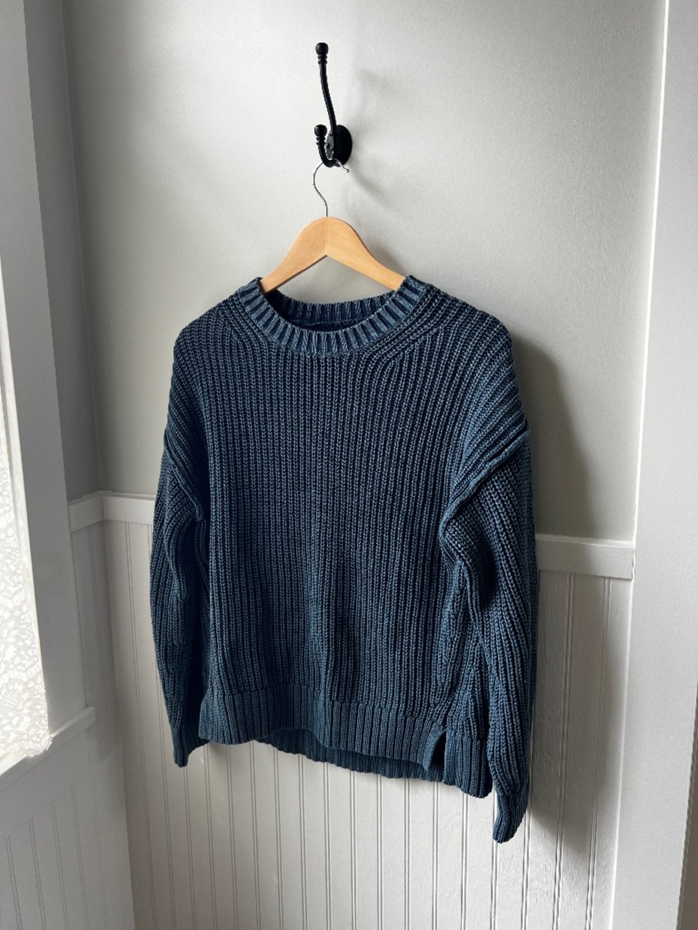 American Eagle Cotton Pullover Sweater